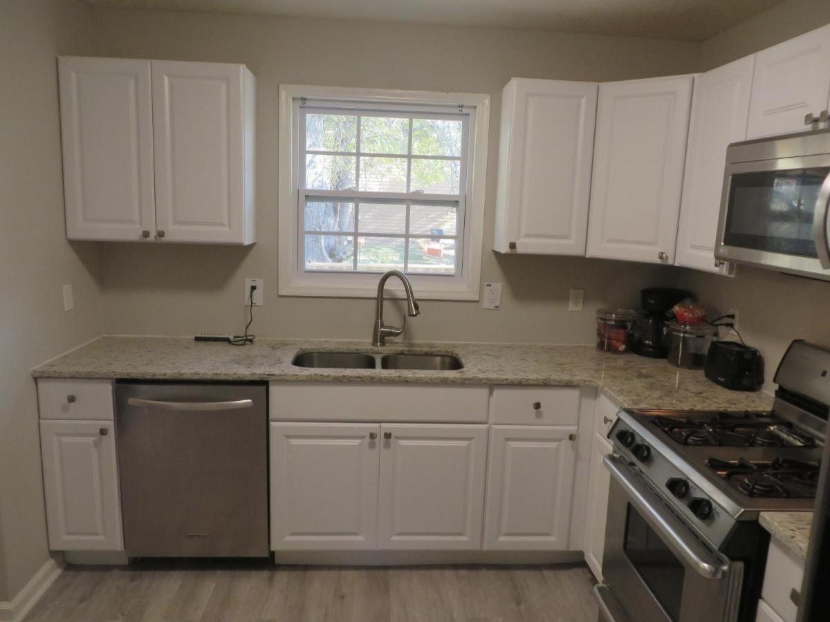 5 Star Atlanta Harsfield Guesthouse College Park Esterno foto